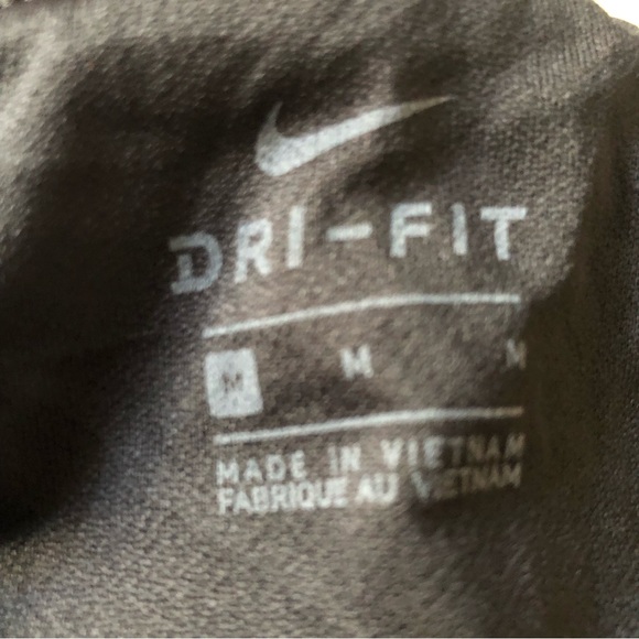 Nike‎ shorts size medium - Picture 2 of 3
